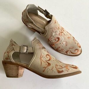 KELSI DAGGER  Brooklyn Kline Embroidered Block-Heel Western Booties Size 10